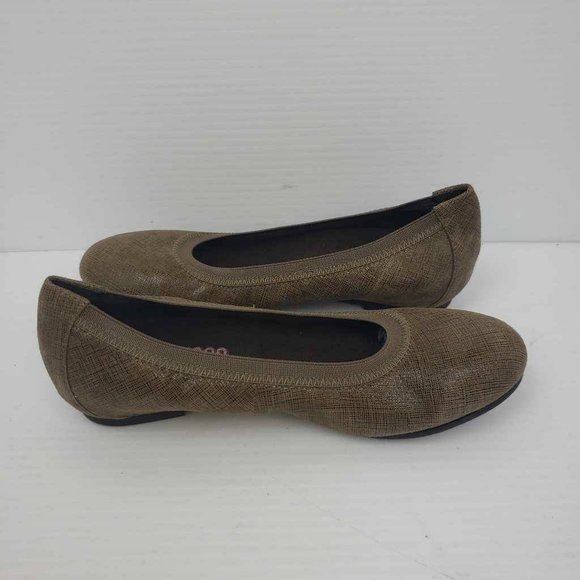 Munro American Womens Ashlie Ballet Flats Shoes Beige Leather Stretch 6.5 M New - Picture 6 of 15